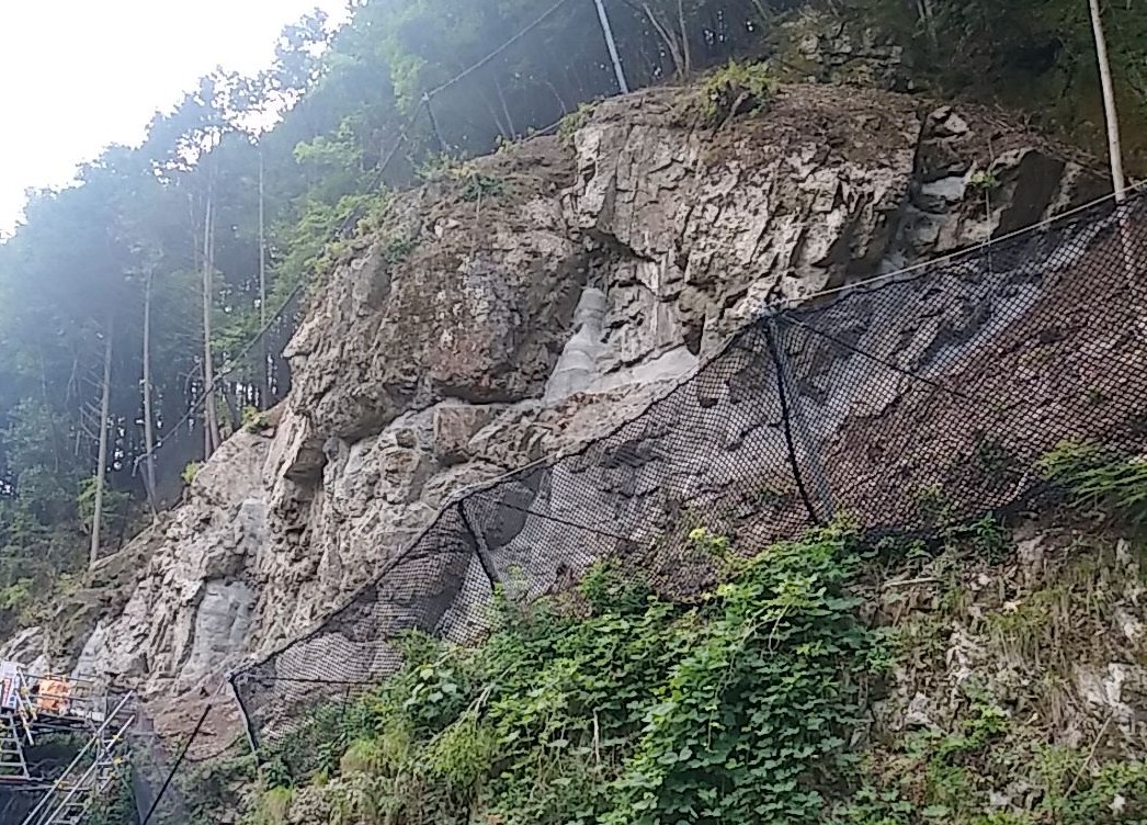 目地工 岩盤接着